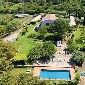 https://country-relais-la-mortella.it-tuscanyhotel.com